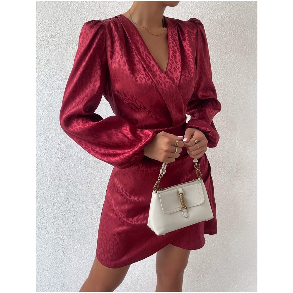 Luxe Red Leopard Print Satin Puff Sleeve Party Dress - Picture 3 of 4